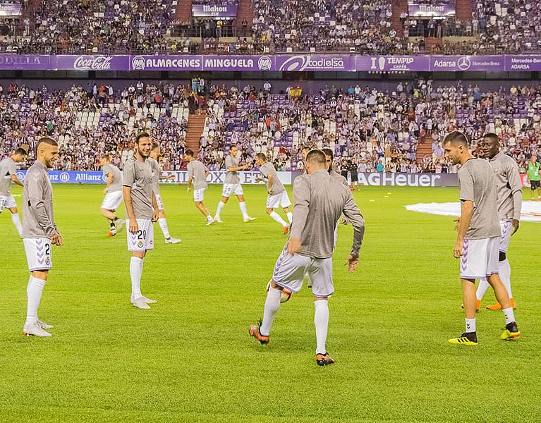 File:Real Valladolid - FC Barcelona, 2018-08-25 (25).jpg