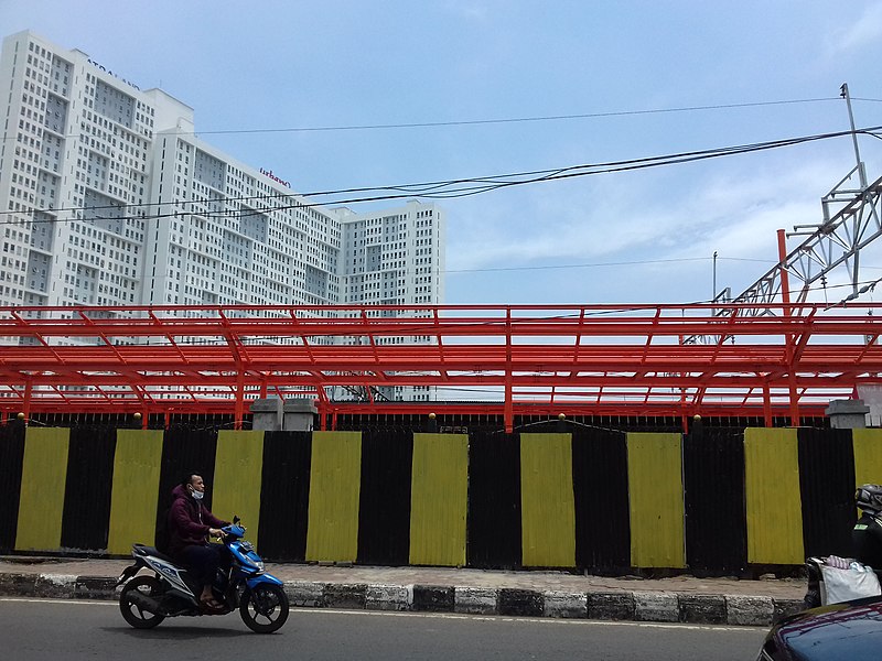 File:Renovasi Stasiun Bekasi 201014 4.jpg