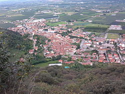 Melihat dari Monte Bracco