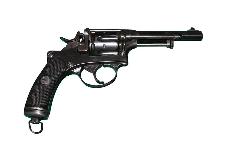 File:Revolver-p1030107.jpg