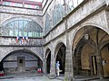 Fassade des Rathauses mit Blick auf den Innenhof