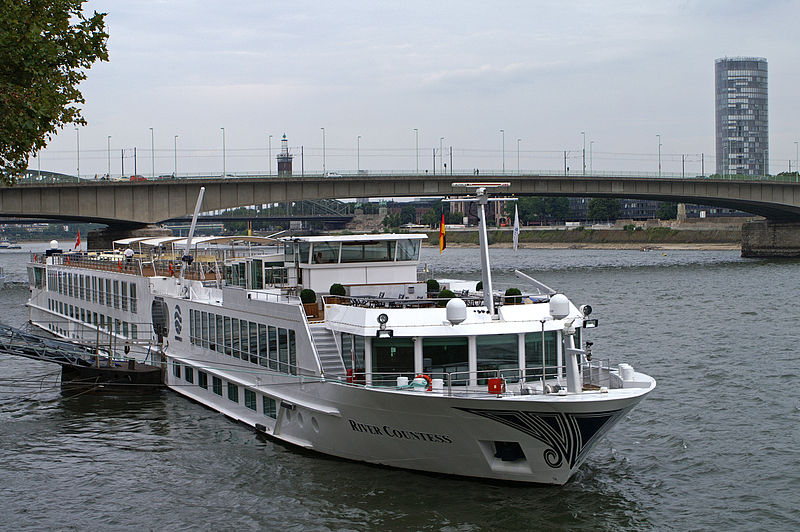 File:River Countess (ship, 2002) 004.JPG