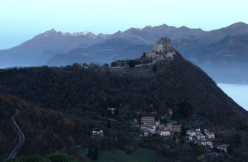 File:Sacra di San Michele 272.jpg