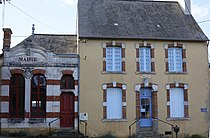 Saint-Martin-de-Connée - mairie.JPG