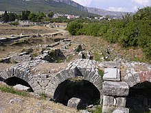 Salona aqueduct.jpg