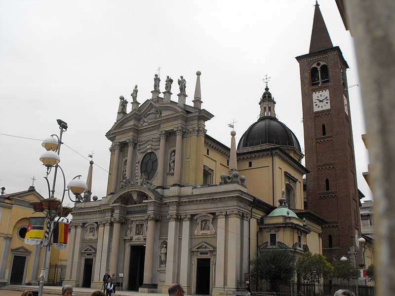 File:San Giovanni Battista (Busto Arsizio) - fronte.jpg