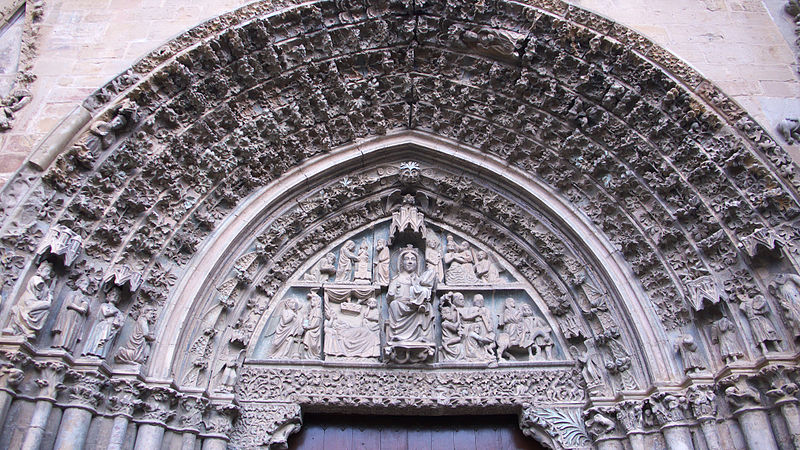 File:Santa María la Real. Tímpano (s. XIII).jpg
