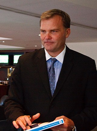 <span class="mw-page-title-main">Scott Zolak</span> American football player and broadcaster (born 1967)