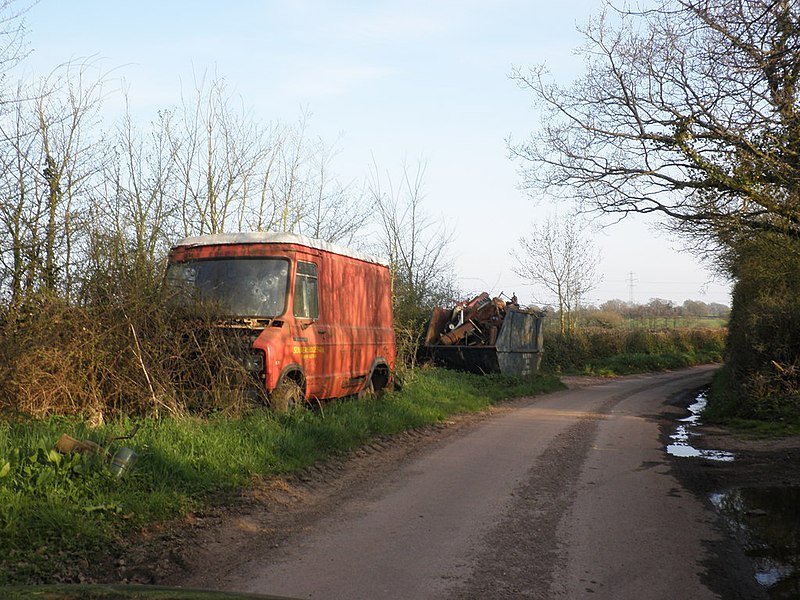 File:Scrapped van, outside Summer Bridge Farm - geograph.org.uk - 1808763.jpg