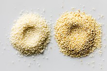 Two piles of semolina grains plain (left) and toasted (right)