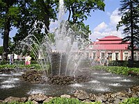 Fontaine Snop Peterhof.jpg