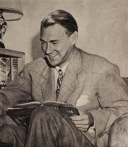 Sonny Tufts reading, 1943.jpg
