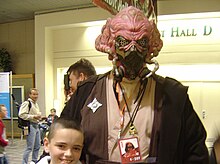 Cosplay de Plo Koon.