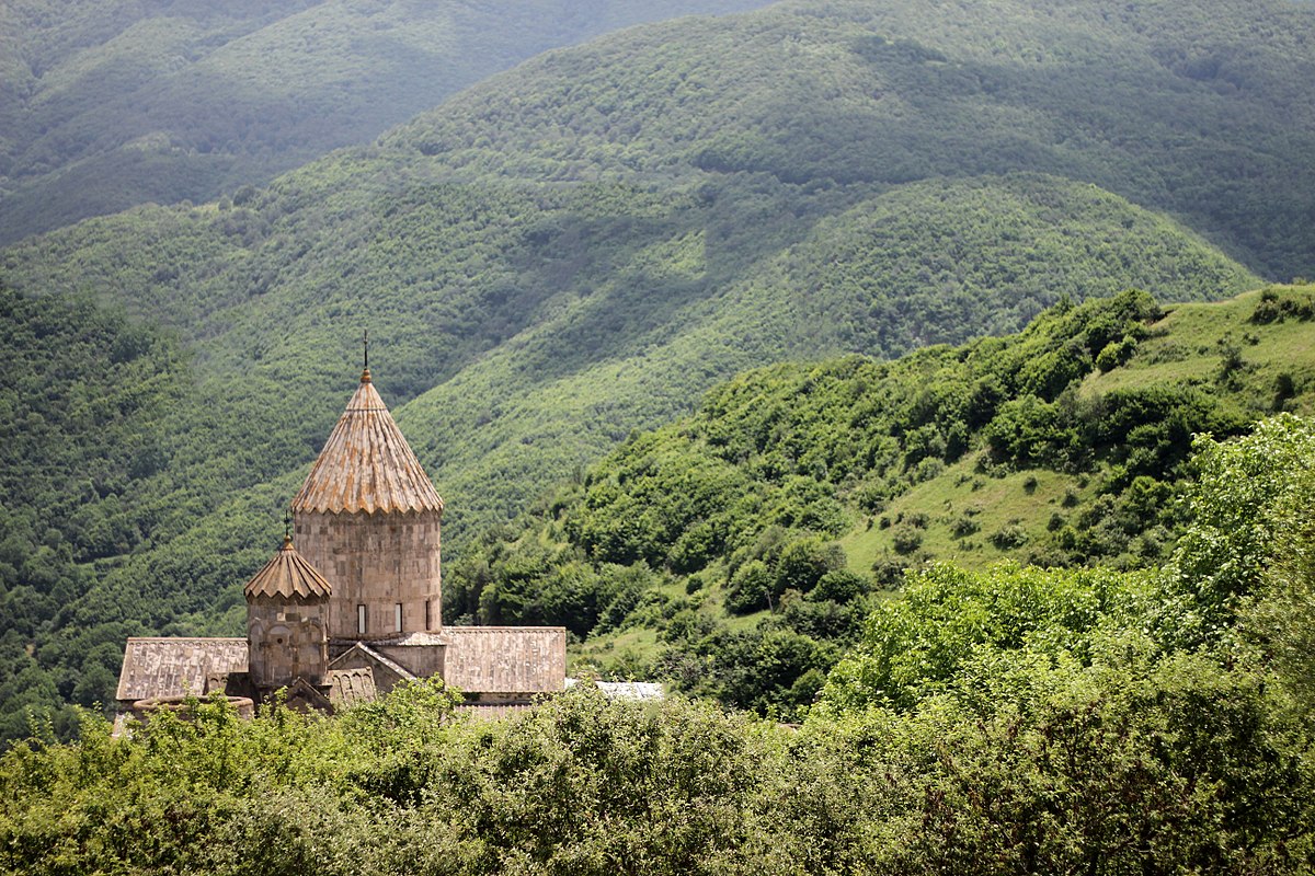 Храм Агарцин Армения