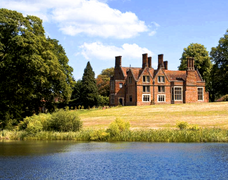 Stoke Poges Manor House (1555)