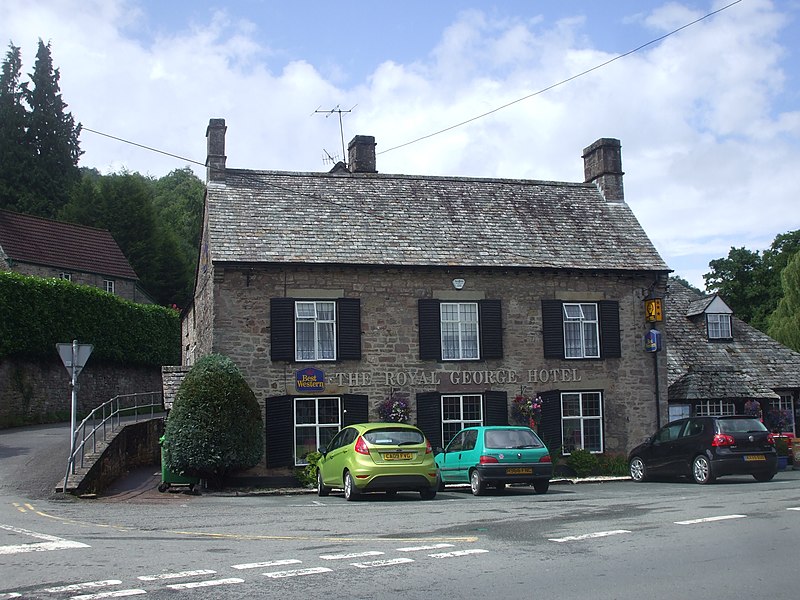 File:The Royal George Hotel, Tintern - geograph.org.uk - 1980651.jpg