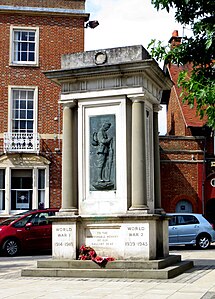 Neoclassical Tuscan columns of the Abingdon War Memorial, Abingdon-on-Thames, UK, by John George Timothy West, 1921※