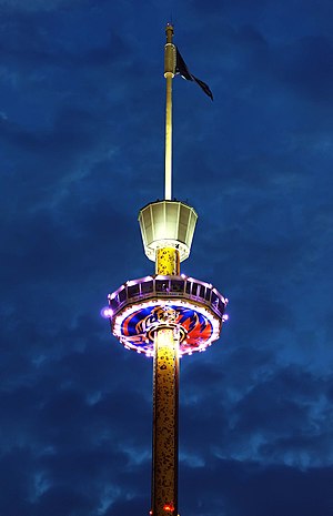 Tiger tower. Сингапур Скай Тауэр. Sky Tower в Сингапуре. Скай Тауэр в парке Победы. Башня Tiger Sky Tower.