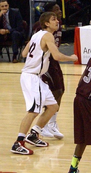 <span class="mw-page-title-main">Tyson Hinz</span> Canadian basketball player