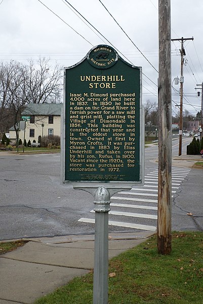 File:Underhill Store sign Dimondale.jpg