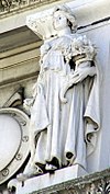 Vittoriano - statue delle regioni - Campania.jpeg