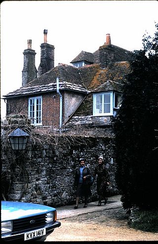 <span class="mw-page-title-main">Wareham Priory</span> Monastery in Dorset, England