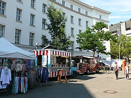 Wilmersdorf Fehrbelliner Platz Wochenmarkt-001