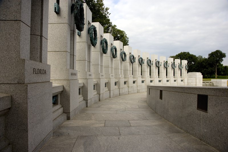 File:World War II Memorial, Washington, D.C LCCN2010630980.tif