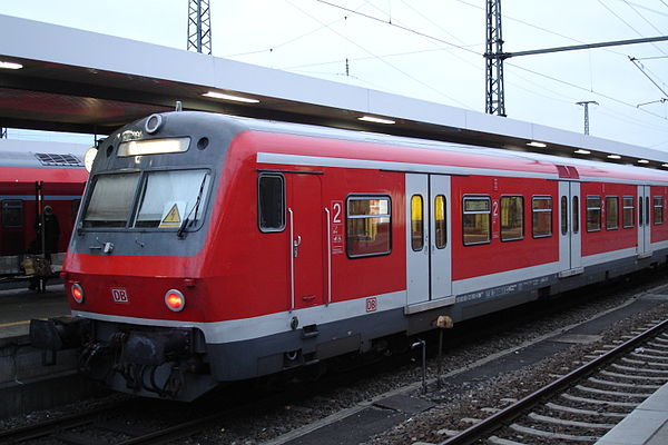 x-Wagen control car on the station Hauptbahnhof