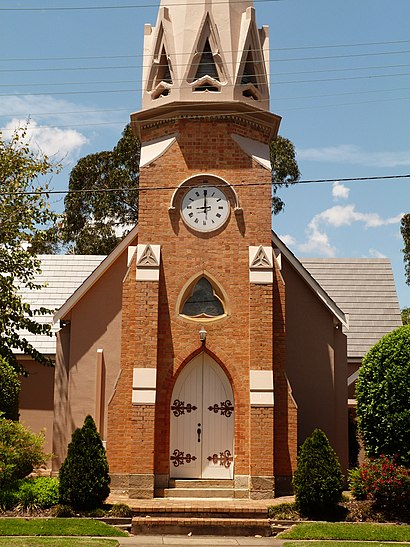 How to get to St Paul's Anglican Church with public transport- About the place