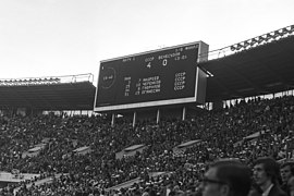 Ботенков-олимпиада-1980-07-20-футбол-табло.jpg