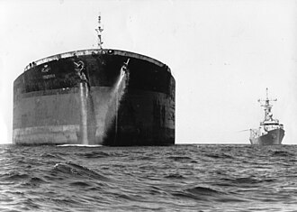 Oil Tanker Amoria in the Persian Gulf before the American Attack. `mwry@.jpg