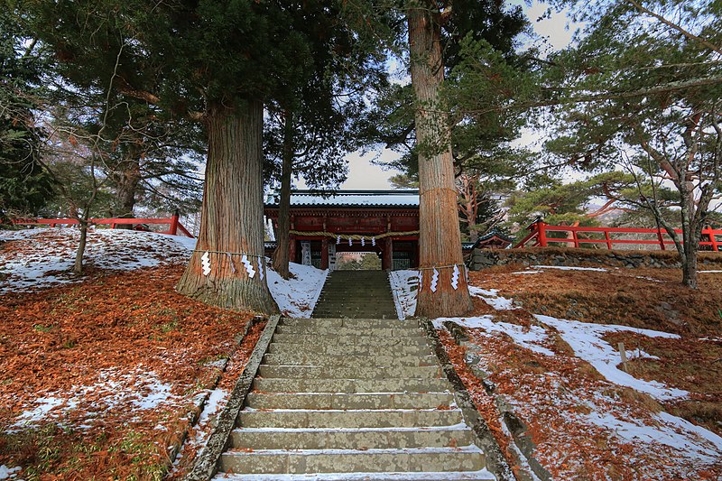 File:日光二荒山神社中宮祠 01.jpg