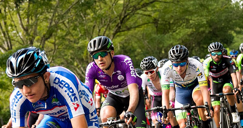 File:12 Etapa-Vuelta a Colombia 2018-Ciclistas en el Peloton 17.jpg
