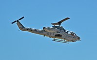 163948 SE-27 Bell AH-1W Super Cobra CN 26273 (14909896084) .jpg