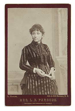 1886 Photo Lucy Parsons.jpg