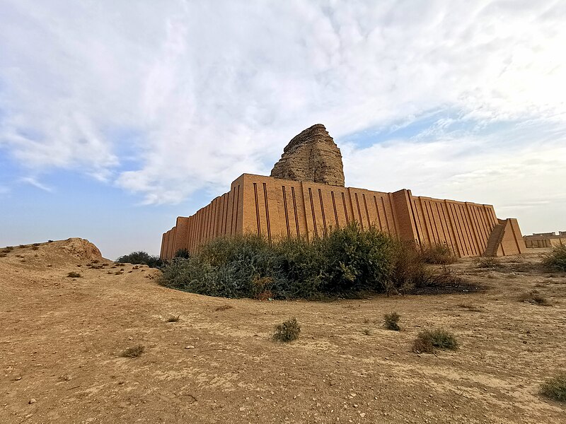 File:2. One of the aspects of the Kassite era ziggurat at Aqar-Quf (Dur-Kurigalzu), western Baghdad, Iraq. December 29, 2021. One of the flanking stairways appears.jpg