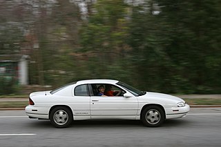 2009-03-11 Chevy Monte Carlo SB on N Gregson St in Durham