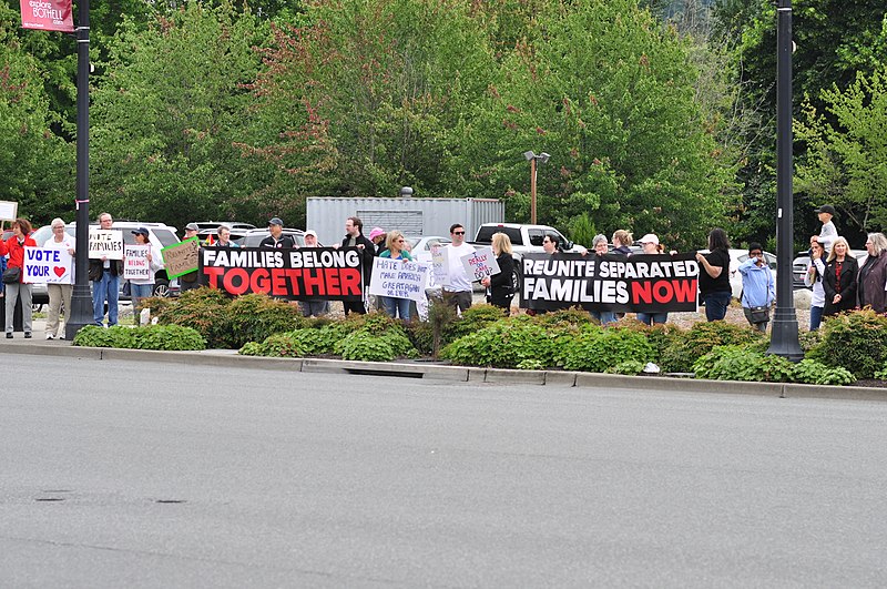 File:2018-06-30 Bothell, WA - Families Belong Together demo 14.jpg