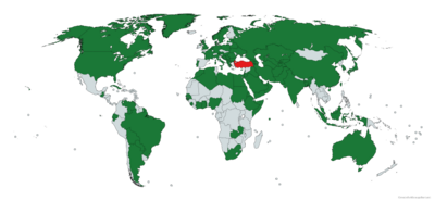 Map of the countries President Erdogan of Turkey (in red) received congratulations from upon his re-election (in green) 2023 Erdogan congratulations map.png