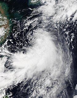 8月15日，逐漸逼近中國大陸華東地區的熱帶風暴溫比亞。