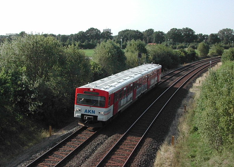 File:AKN-Strecke-Kaltenkirchen-Altona.jpg