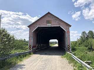 <span class="mw-page-title-main">Pont Alphonse-Normandin</span> Covered bridge in Quebec, Canada