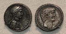 A tetradrachm of Marcus Antonius and Cleopatra VII of Ptolemaic Egypt Antiochia (forse), tetradracma di cleopatra VII e marcantonio, 36 ac ca.JPG
