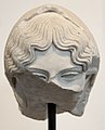 Fragmento de cabeza de la Afrodita Sosandra, copia romana del siglo II.