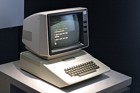 Tập_tin:Apple_II_Plus,_Museum_of_the_Moving_Image.jpg