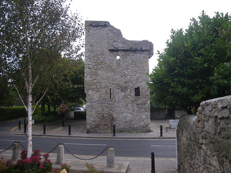 File:Archibolds Castle Dalkey.JPG