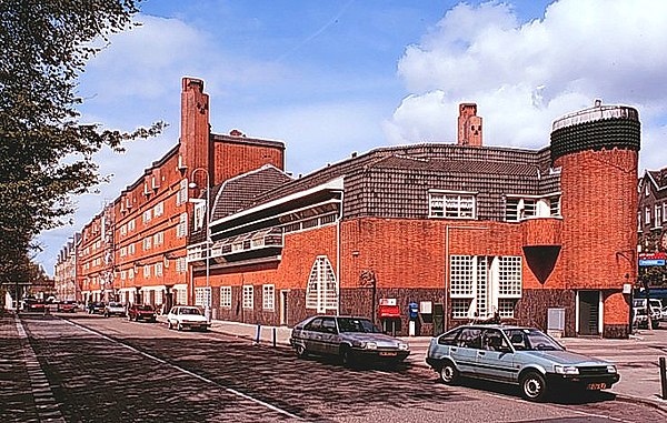 'Het Schip' apartment building, Zaanstraat