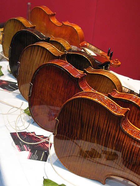 File:Back violins.JPG