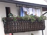 English: Balcony at a house in Rateče, Slovenia